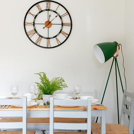 Albatross House - Comfy Home With Parking Σλόουθ Εξωτερικό φωτογραφία