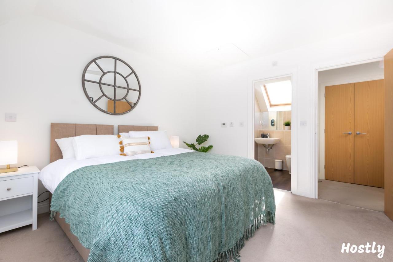 Albatross House - Comfy Home With Parking Σλόουθ Εξωτερικό φωτογραφία