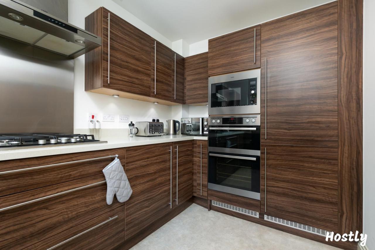 Albatross House - Comfy Home With Parking Σλόουθ Εξωτερικό φωτογραφία